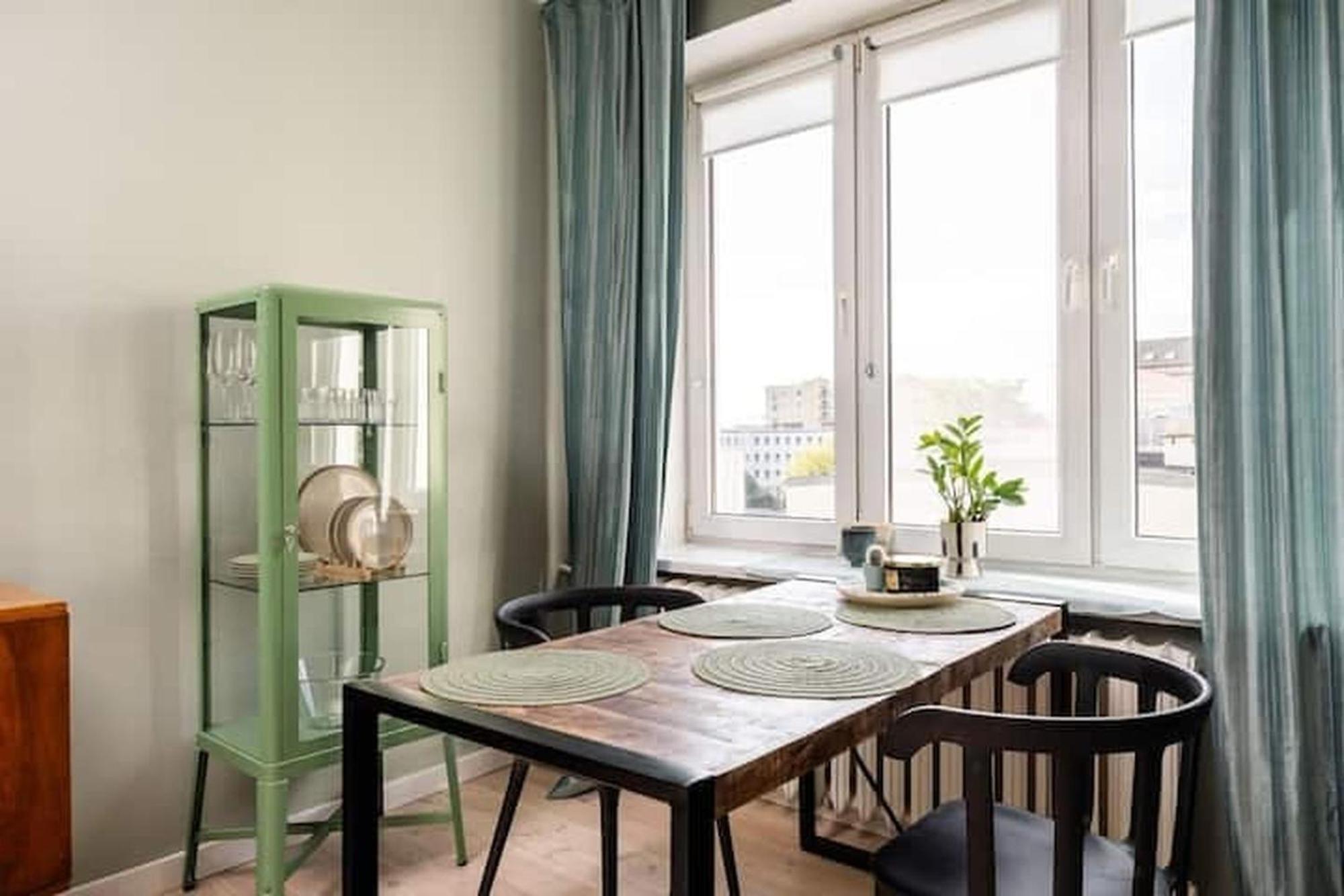 Apartament Smolensk 33/61, 31-112